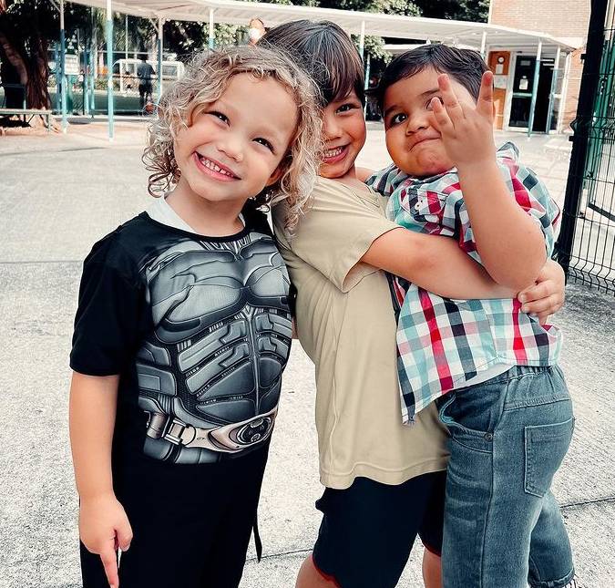 Jonathan Couto compartilha foto de José, João e Josué e deixa <I>web</i> emocionada; veja!