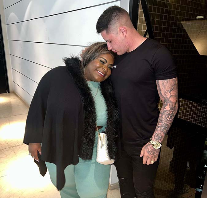 Jojo Todynho comenta rumores de crise em seu casamento com Lucas Souza: -<i>A mulher preta não tem um dia de paz</i>
