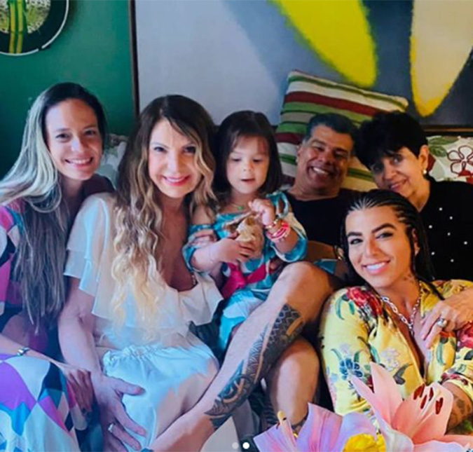 Elba Ramalho e Maurício Mattar comemoram o aniversário da neta
