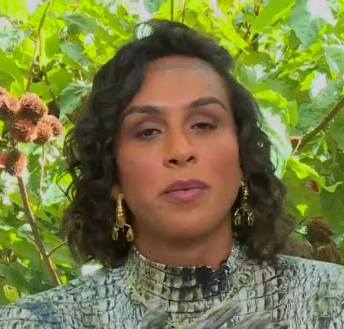 No <i>Mais Você</i>, Linn da Quebrada alfineta Arthur Aguiar: <i>Não vou nem falar quem é contraditório aqui</i>