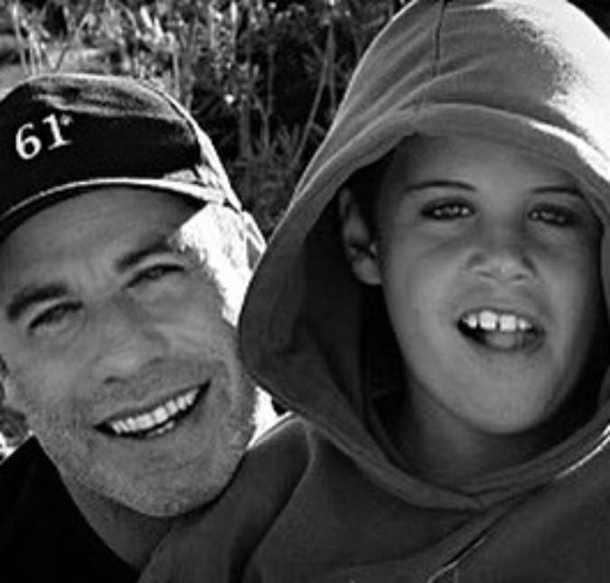 John Travolta deixa <I>web</i> emocionada ao postar foto com filho que morreu: <I>Penso em você todos os dias</i>
