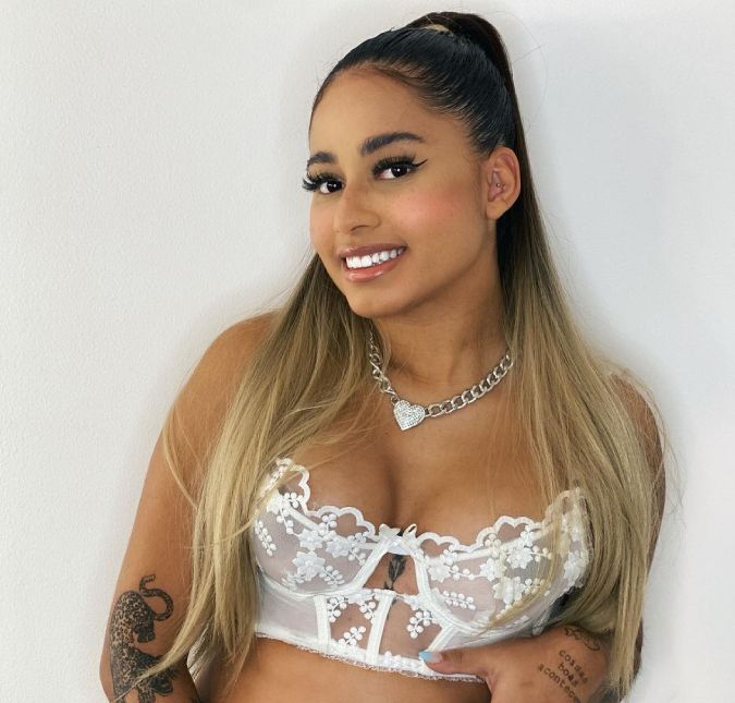 A artista revelou a gravidez em fevereiro deste ano