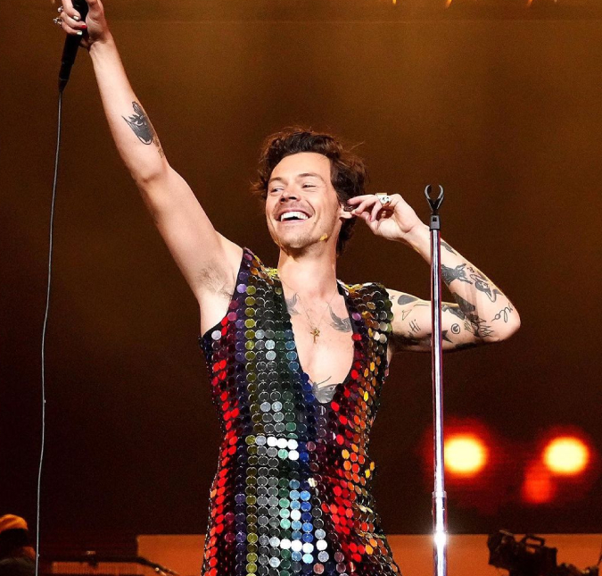 Harry Styles se apresenta pela primeira vez no <I>Coachella</i> e canta com Shania Twain