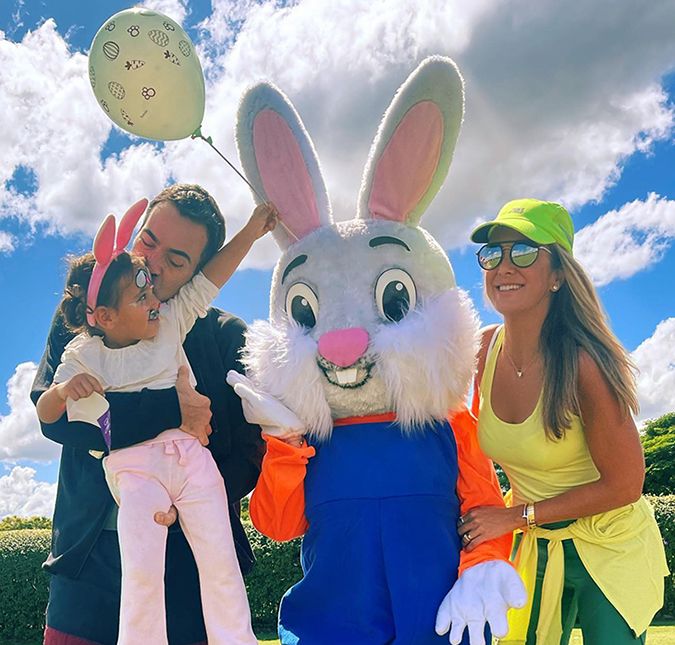 As estrelas compartilharam cliques com seus seguidores dos momentos com os filhos e parentes