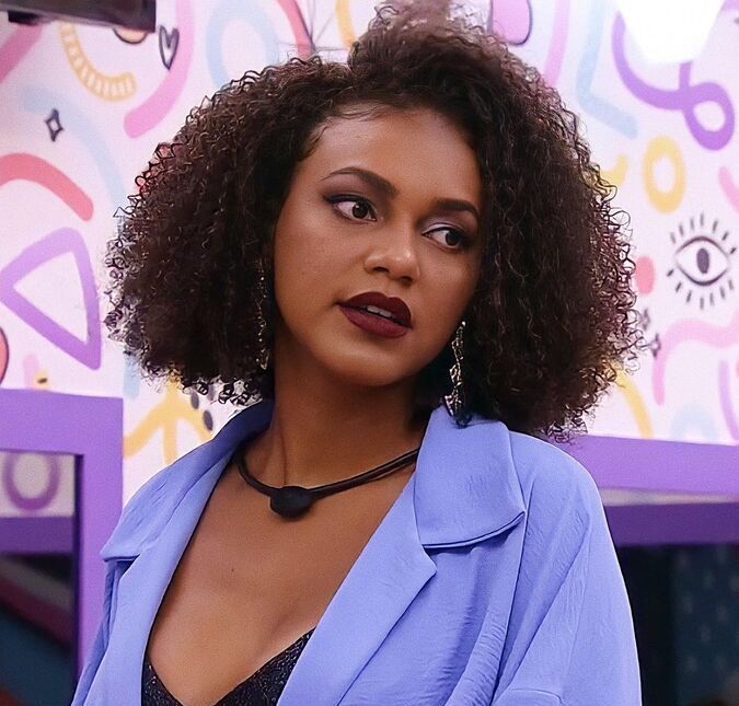 Rainha da Xepa, Jessi diz que passou fome no BBB22: Fui dormir várias noites com a barriga roncando A sister participou do Mais Você desta segunda feira, dia 18