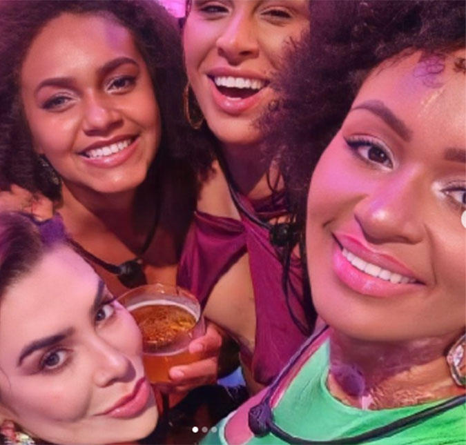 Natália Deodato se declara para as comadres do <I>BBB22: Encontrar vocês foi um privilégio absurdo</i>