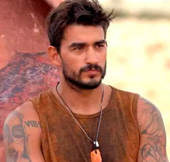 Gui Napolitano relembra maior perrengue em No Limite e dispara: É muito mais difícil que o BBB O oitavo eliminado do programa conversou com o ESTRELANDO durante a festa Superdose 2022 da Chilli Beans