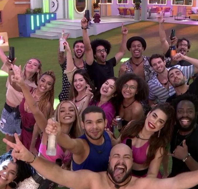 Participantes do BBB22 terão reencontro após o fim do reality, diz colunista Essa edição chegará ao fim na próxima terça feira, dia 26