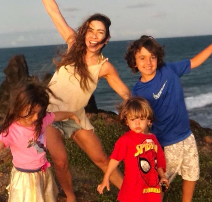 A filha de Silvio Santos é casada com Fábio Faria e é mãe de três crianças, Pedro, Jane e Senor