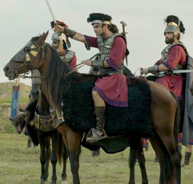 Liderados pelo rei Naás, os Amonitas ameaçam os israelitas. Veja o resumo dos episódios de Reis A produção da Record contará sobre o trajeto do povo judeu até serrem rendidos pelo exército babilônico