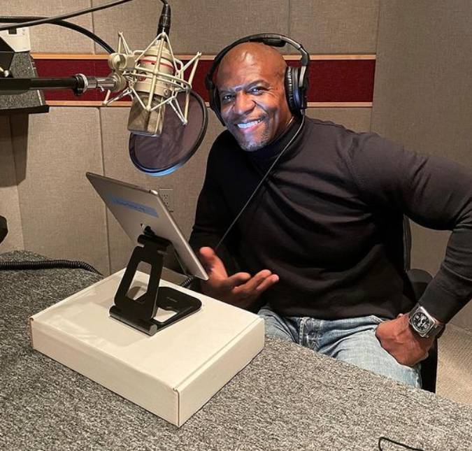 Terry Crews sai em defesa de Will Smith sobre tapa dado em Chris Rock e dispara: <I>A pena é desproporcional ao crime</i>