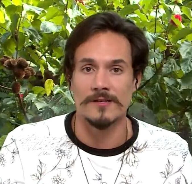 Eliezer comenta possibilidade de romance com Natália fora do BBB22: Não sei se ela vai querer olhar na minha cara O brother participou do Mais Você desta segunda feira, dia 25