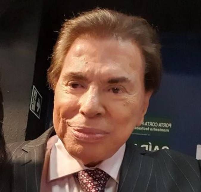 Silvio Santos retorna aos estúdios do SBT para gravar Programa do Silvio Santos; veja! O apresentador estava passando uma temporada nos Estados Unidos