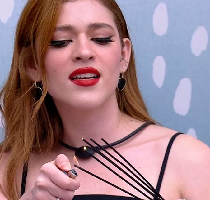A ex BBB18 revisitou os cômodos e afirmou que o lugar estava uma zona