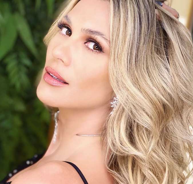Lívia Andrade é contratada pela <i>Band</i> e irá comandar programa musical