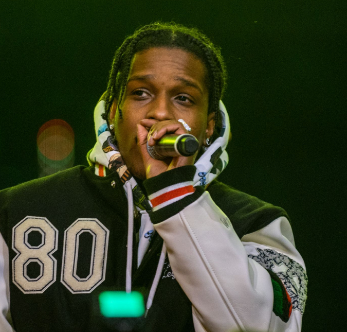Polícia identifica A$AP Rocky em vídeo de tiroteio, diz site
