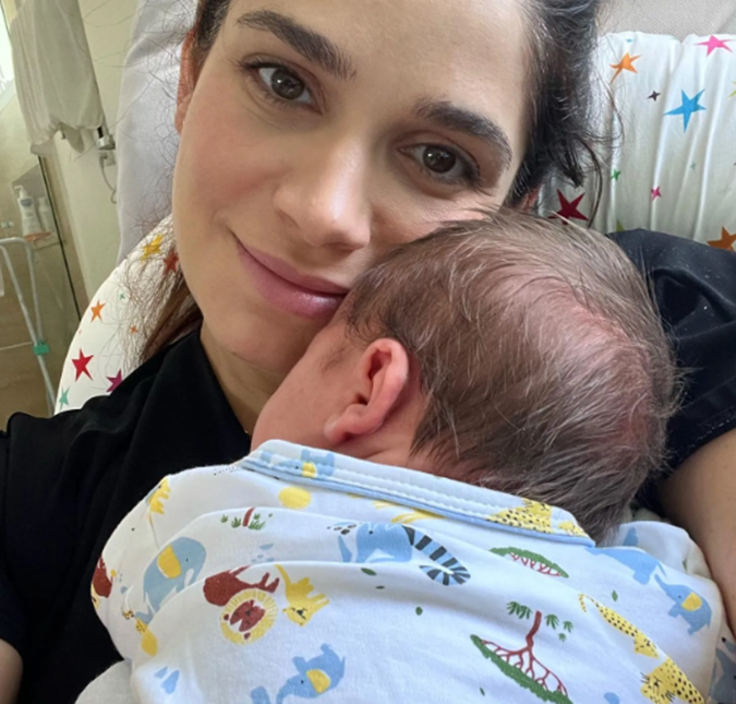 A atriz deu à luz seu terceiro filho, Léo, no dia 10 de abril