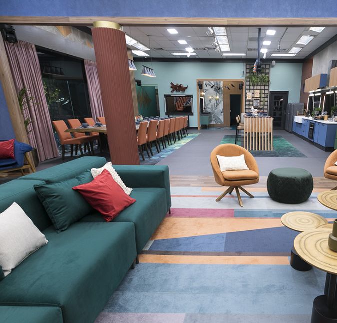 Nesse cômodo é que fica a sala de estar dos participantes