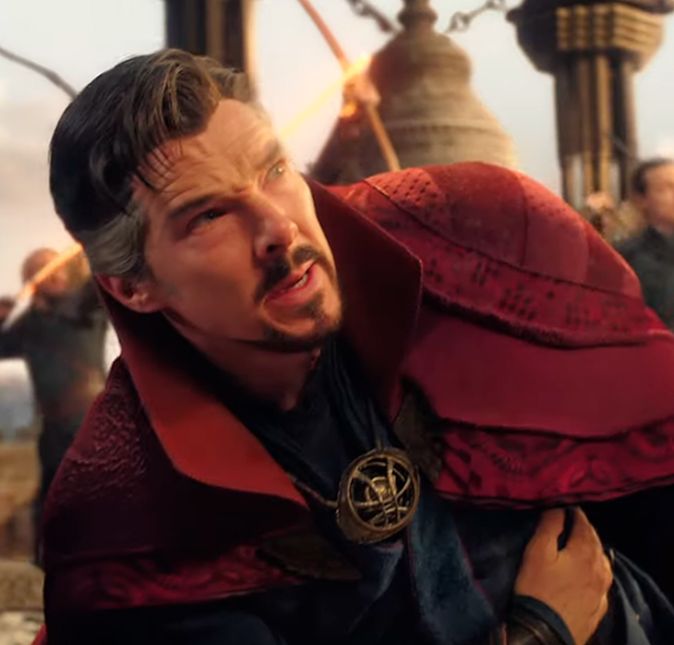 E aqui vai uma dica de amiga: fique na sala de cinema até as luzes se acenderem. O filme possui DUAS cenas pós-créditos - e a primeira é beeeeem importante!