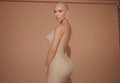 Kim Kardashian teve que perder sete quilos para entrar em vestido do <I>Met Gala 2022</i>, saiba mais!