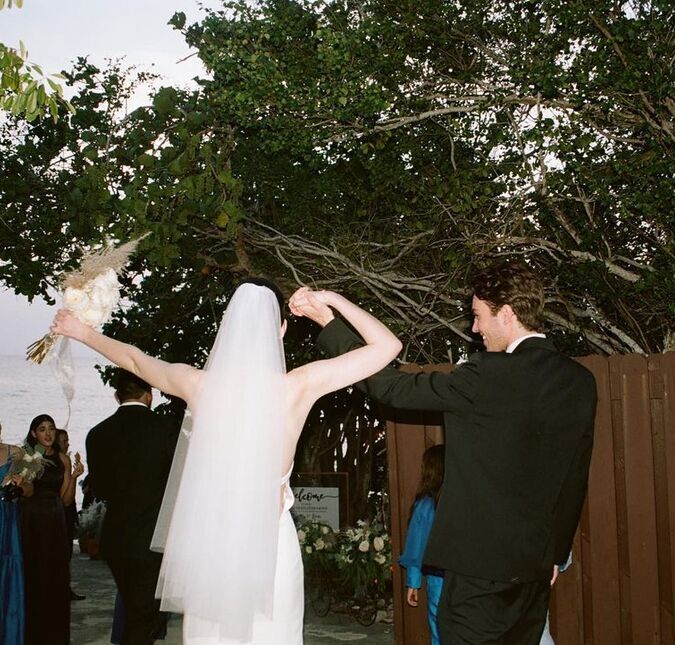 Filha de Paul Walker compartilha novo clique de seu casamento: <i>Dia mais feliz da minha vida</i>