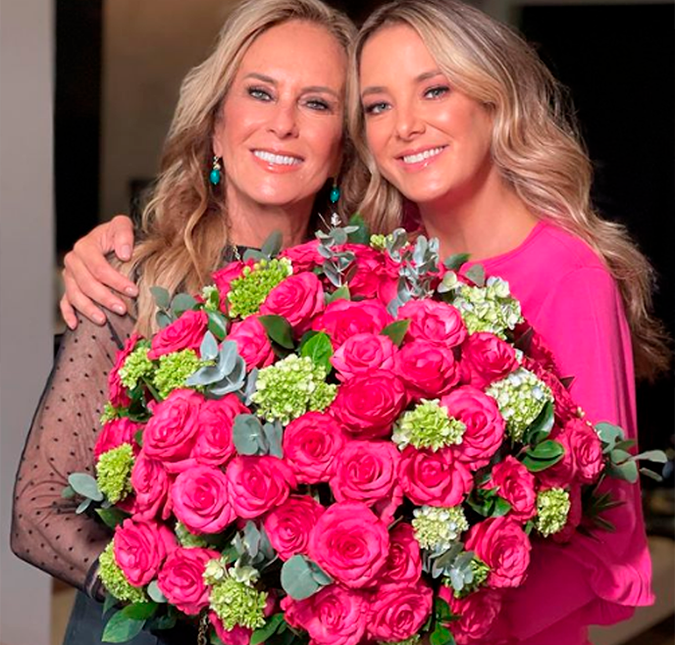 A apresentadora estava com Helô Pinheiro, Rafa Justus e toda a família