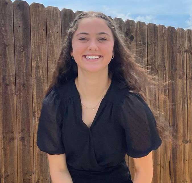 Família revela causa da morte de Kailia Posey, estrela de <i>Pequenas Misses</i>