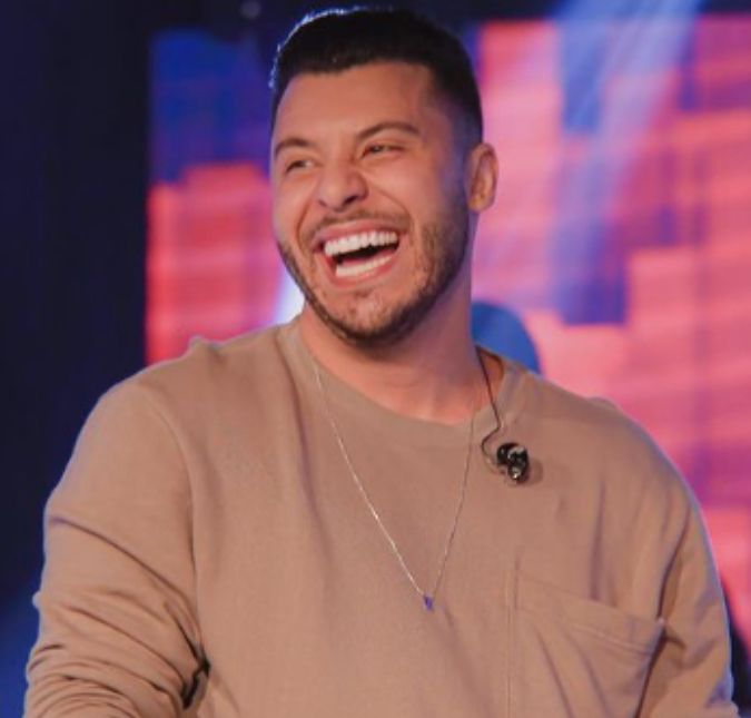 A queda ocorreu logo no começo do show