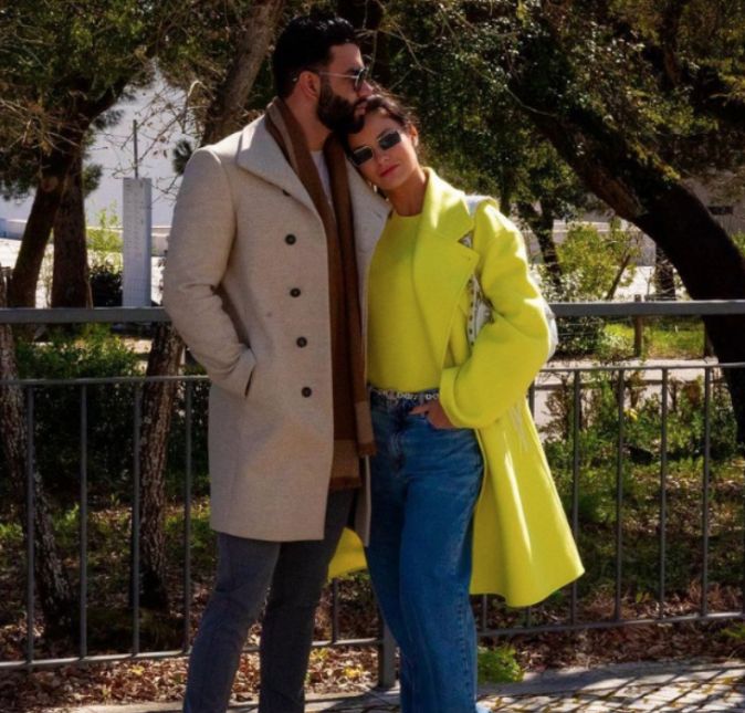 No dia 8 de maio, Gusttavo Lima fez questão de abrir as suas redes sociais e atualizar com uma linda declaração para Andressa Suita por conta do Dia das Mães. Compartilhando algumas fotos ao lado da bonitona, uma dela sozinha e outra com os filhos, o cantor abriu o coração e escreveu: Feliz dia das Mães, Andressa Suita… Que Deus te proteja sempre, te dê forças pra continuar a sua batalha, obrigado por ser uma mãe tão incrível para os nossos filhos!!! Quero lhe agradecer por todo bem que nessa vida você já me fez (TE AMO)!!! Que fofo. No dia 8 de maio, Gusttavo Lima fez questão de abrir as suas redes sociais e atualizar com uma linda declaração para Andressa Suita por conta do Dia das Mães. Compartilhando algumas fotos ao lado da bonitona, uma dela sozinha e outra com os filhos, o cantor abriu o coração e escreveu: Feliz dia das Mães, Andressa Suita… Que Deus te proteja sempre, te dê forças pra continuar a sua batalha, obrigado por ser uma mãe tão incrível para os nossos filhos!!! Quero lhe agradecer por todo bem que nessa vida você já me fez (TE AMO)!!! Que fofo.