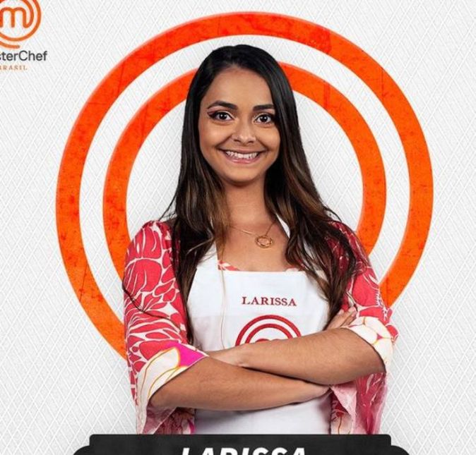 Apesar de ser muito trabalhadora, Lari Soares confessou que ama Senhor dos Anéis e jogar. A participante falou que não tem problema em jogar no computador ou no console. Vamos ver essa versatilidade no fogão?