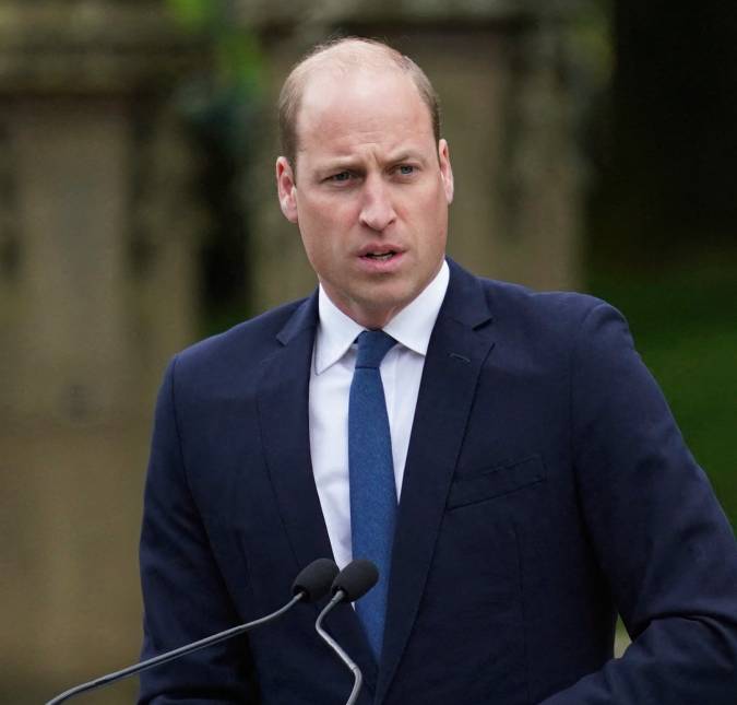 Príncipe William ainda estaria magoado com Harry por renunciar à realeza britânica, diz amigo