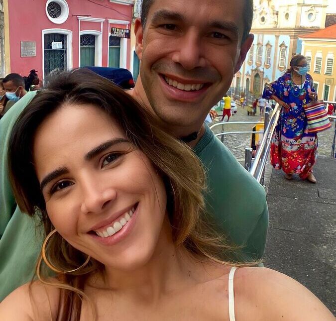 Em 2017, a cantora deu uma entrevista para o jornal Extra para comentar os rumores de crise no casamento
