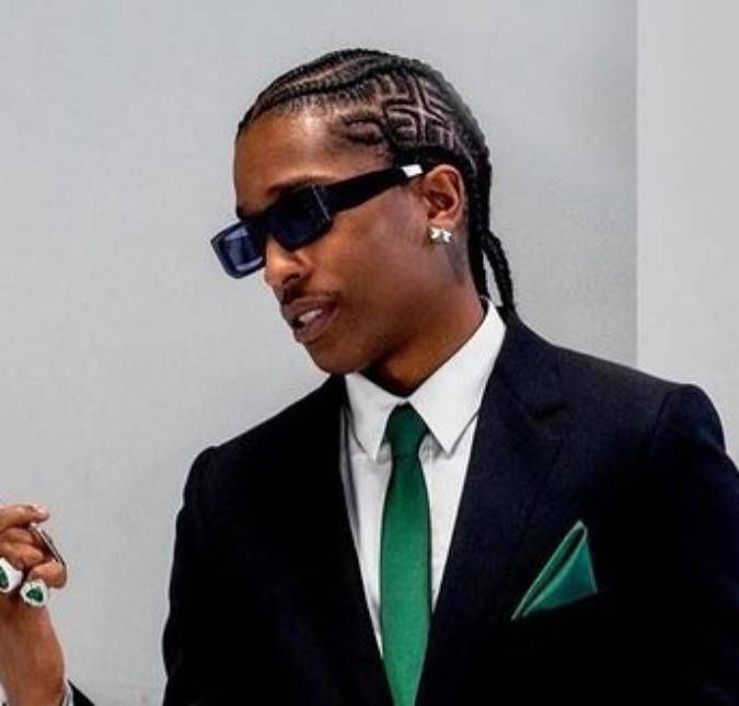 Recentemente, o rapper foi preso e pagou fiança após ser acusado de atirar em um homem