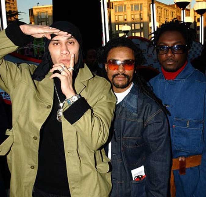 Informação de membro do <i>Black Eyed Peas</i> surpreende internautas e assunto viraliza na <i>web</i>