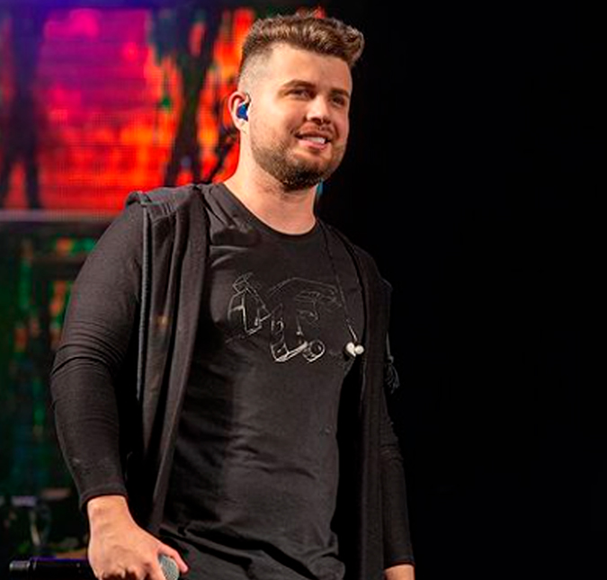 Sertanejo Conrado tem melhora progressiva da função renal após acidente, diz boletim médico