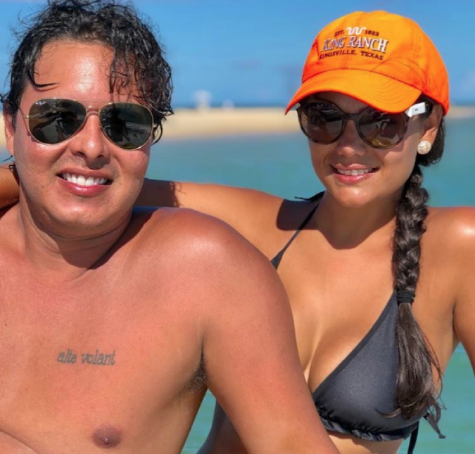 Esposa de Aleksandro compartilha vídeo do cantor com a filha e diz: <I>Vou eternizar você na memória dela para sempre</i>
