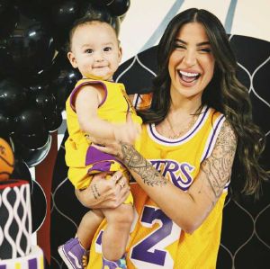 Com temática de basquete, Bianca Andrade celebra dez meses do filho: <i>Foi ideia do pai</i>; confira os mesversários mais marcantes!