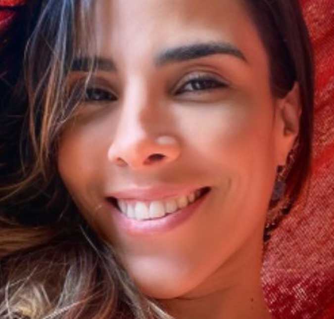 Wanessa Camargo ignora polêmicas e surge sorridente na <i>web</i>: <i>Curtindo por aqui</i>
