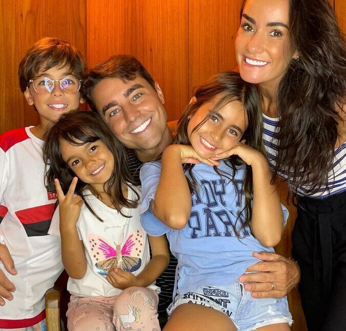 Vilão em <i>Cara e Coragem</i>, Ricardo Pereira divide personagem com filho mais velho: <i>Foi emocionante</i>