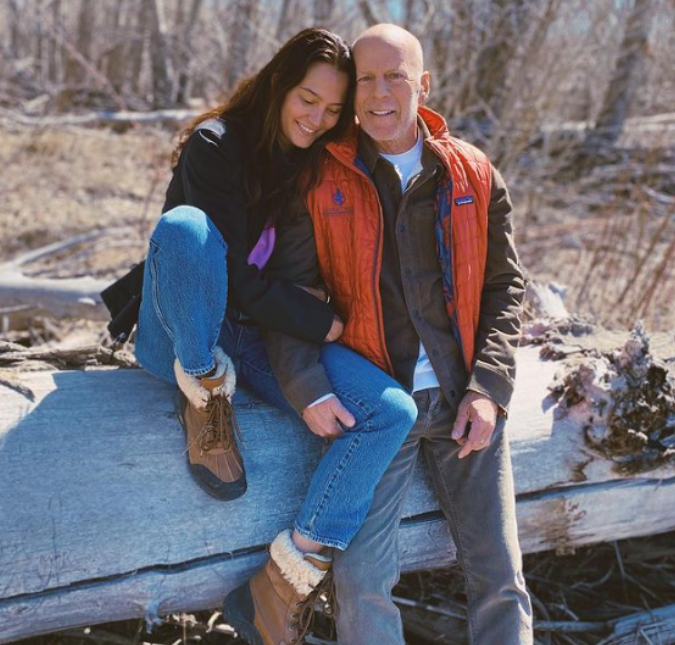 Esposa de Bruce Willis fala sobre autocuidado e saúde mental