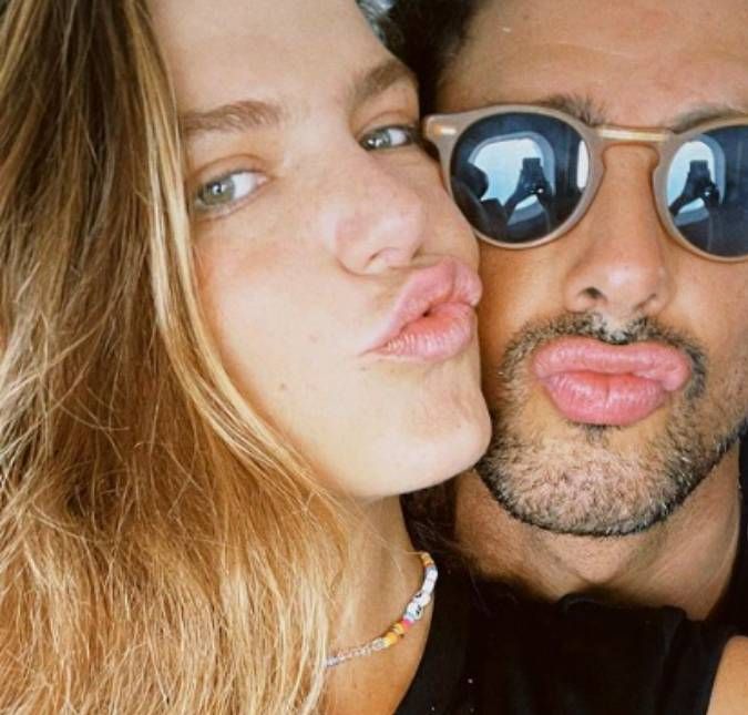 O galã completa 42 anos de idade nesta sexta feira, dia 20, e recebeu uma homenagem da amada