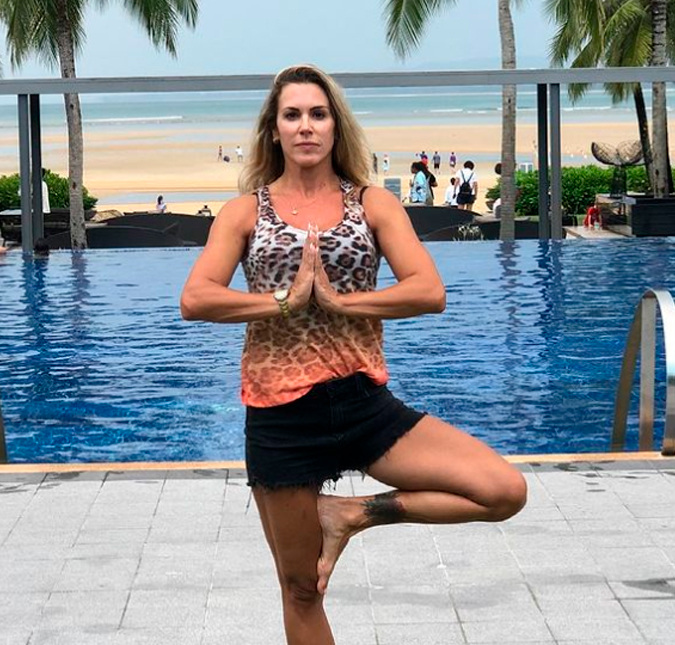 Joana Prado, ex-Feiticeira, se arrepende de ensaio nu: <i>Só Deus sabe o que eu sofri</i>