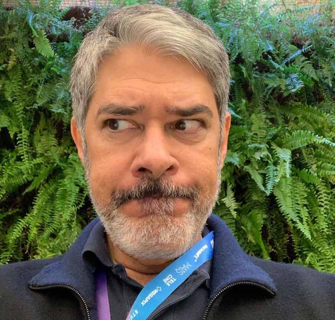 Contrariado, William Bonner renova contrato com a <i>Rede Globo</i>, afirma programa