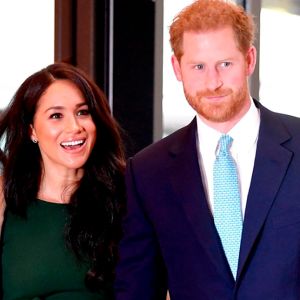 Príncipe Harry e Meghan Markle vão se juntar à rainha na celebração do Jubileu de Platina, diz jornal