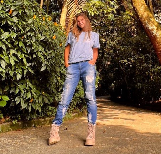 A atriz também falou sobre seu novo livro, Versões de Uma Vida