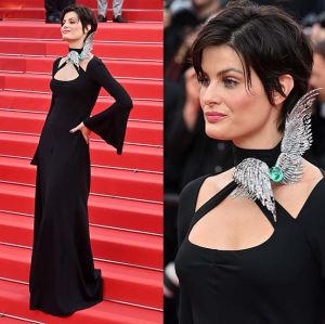 Isabeli Fontana usa joia de valor incalculável durante <i>Festival de Cannes</i>, confira!