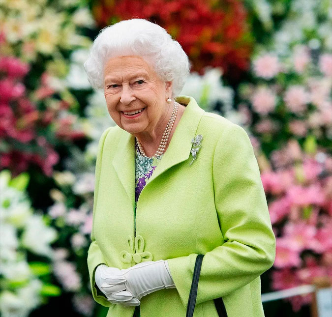 Estudantes de Minas Gerais recebem carta do Palácio de Buckingham assinada em nome da Rainha Elizabeth II