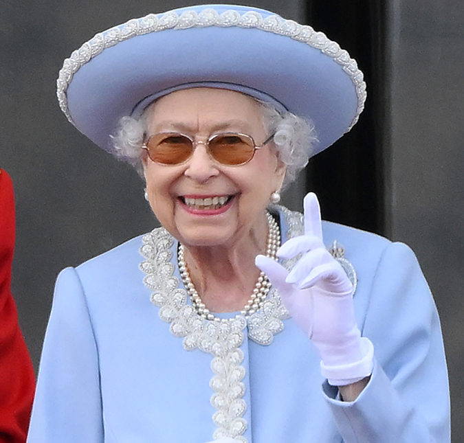 Rainha Elizabeth II sente desconforto durante as comemorações do Jubileu de Platina, saiba mais!