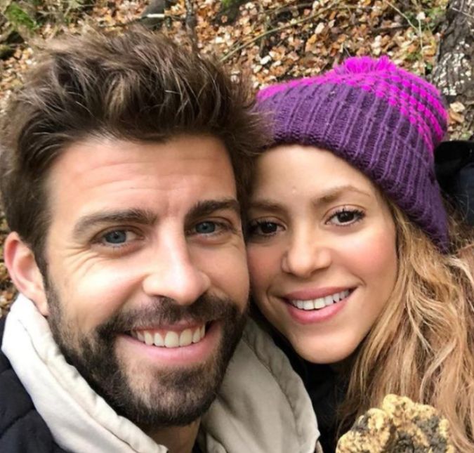 Em junho de 2022 chegou até os ouvidos, ou melhor, os dedos do jornal El Períodico que Piqué teria sido flagrado com uma outra mulher e isso teria, claro, abalado e muito o relacionamento que ele mantém com a cantora. E que por isso o casal estaria até em um processo de separação. O jornal adiantou também que o jogador já até teria se mudado para outra casa, em Barcelona.
