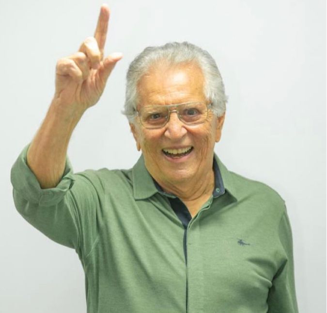 Em um podcast, o comediante contou que tentou vê la no hospital